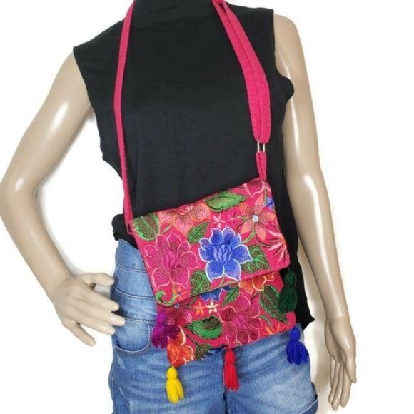 Handcrafted Floral Embroidered Crossbody Bag Pom Tassels zip closure festival - Picture 5 of 8